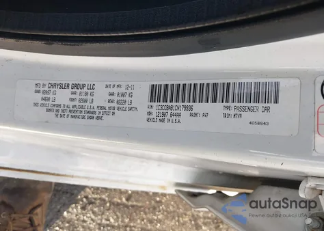 2012 Chrysler 200 Lx z USA, uszkodzony, nr VIN 1C3CCBAB1CN179936